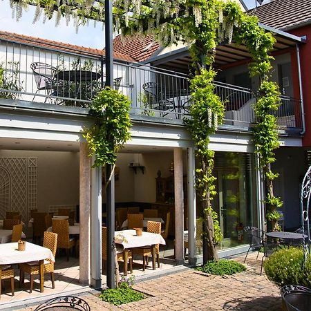 Arndt Hotel Garni Rust Bagian luar foto