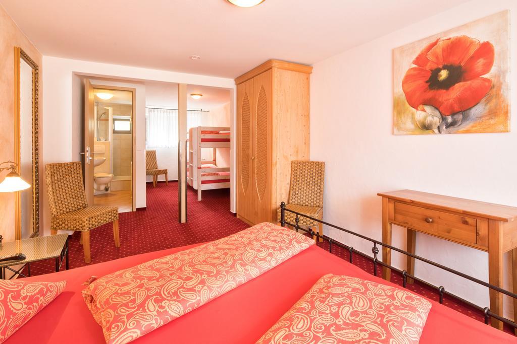 Arndt Hotel Garni Rust Bagian luar foto